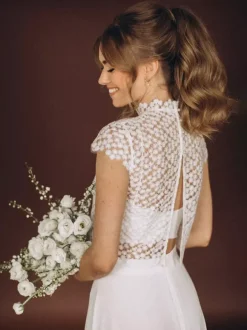 3 Piece Wedding Dress Lace Chiffon Illusion Neckline Zipper Short Sleeves