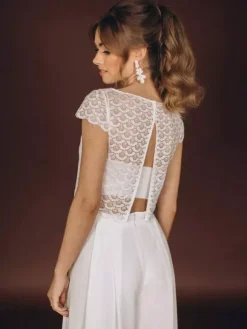 3 Piece Wedding Pant Suits Lace Chiffon Illusion Neckline Floor-Length Zipper Short Sleeves