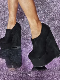 Plus Size Round Toe Wedge Heel Booties