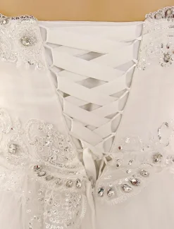 Princess Wedding Dresses Strapless Ball Gown Bridal Dress Lace Applique Sweetheart Neckline Sequins Beading Ivory Long Train Bridal Gown