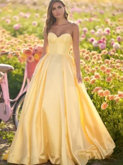 Prom Dress A-Line Sweetheart Neck Satin Fabric Sleeveless Pleated Party Dresses