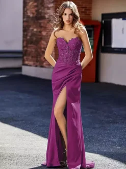 Prom Dress Ball Gown Strapless Lace Sleeveless Applique Pageant Dresses