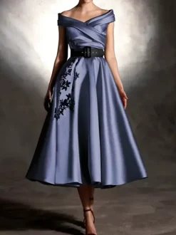 Prom Dress Satin Fabric Designed Neckline Ball Gown Short Sleeves Applique Party Dresses