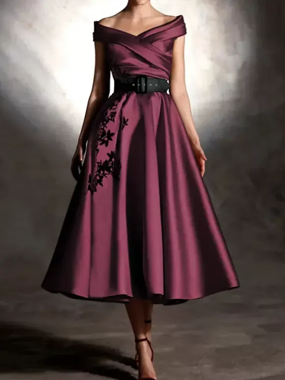 Prom Dress Satin Fabric Designed Neckline Ball Gown Short Sleeves Applique Party Dresses