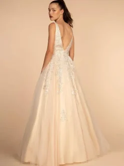 Prom Dress 2026 V-Neck A-Line Sleeveless Lace Wedding Guest Dresses