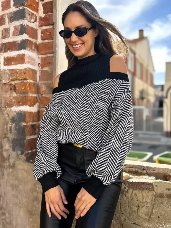 Pullovers For Women Black Color Block Jewel Neck Long Sleeves Open Shoulder Acrylic Sweaters