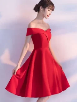 Red Cocktail Dresses Satin Off The Shoulder Short Homecoming Dress A Line Knee Length Party Dress wedding guest dress