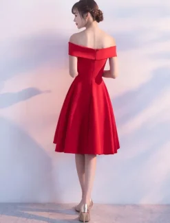 Red Cocktail Dresses Satin Off The Shoulder Short Homecoming Dress A Line Knee Length Party Dress wedding guest dress