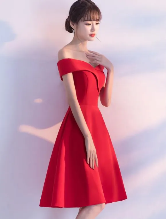 Red Cocktail Dresses Satin Off The Shoulder Short Homecoming Dress A Line Knee Length Party Dress wedding guest dress