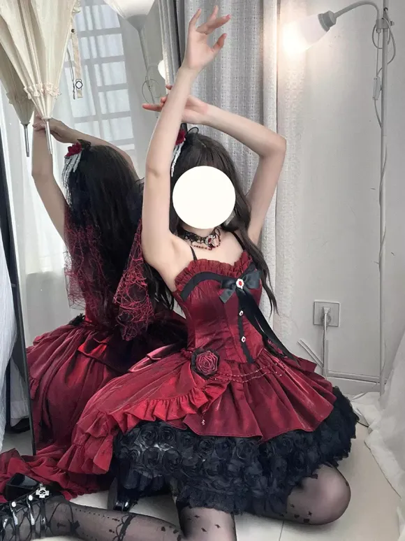 Red Gothic Lolita Dresses Spaghetti Bows Rose Short Lolita Dress With Train