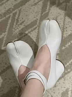 Red Chunky Heel Pumps Toe Split Ankle Strap Vintage Pumps For Women