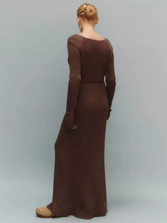 Ribbed Knit V-Neck Slim Fit Long Sleeve Bodycon Maxi Sweater Dress For Women 2026