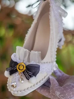 ROCOCO Style Lolita Footwear Light Sky Blue Color Block Bows Lace Ruffles Round Toe PU Leather Lolita Pumps