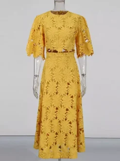 Romantic Yellow Cutout Flower Two Piece Gown For Parties