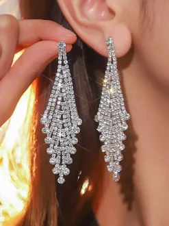 Shiny Rhombus Shaped Rhinestone Earrings For Women 2026