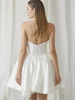 Short Wedding Dress Short Sweetheart Neck Sleeveless Short Natural Waist Lace Bridal Gowns