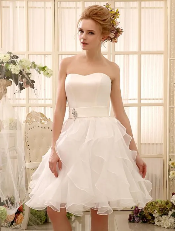 Short Wedding Dress Strapless Tiered Bridal Dress Sweetheart Neckline Satin Knee Length Wedding Gown Milanoo