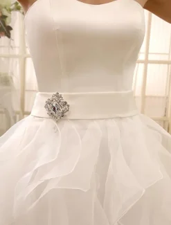 Short Wedding Dress Strapless Tiered Bridal Dress Sweetheart Neckline Satin Knee Length Wedding Gown Milanoo