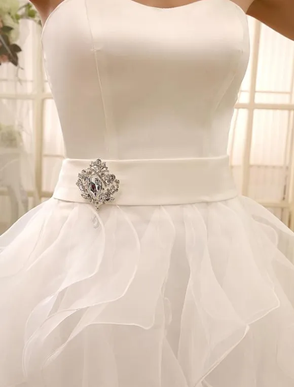 Short Wedding Dress Strapless Tiered Bridal Dress Sweetheart Neckline Satin Knee Length Wedding Gown Milanoo