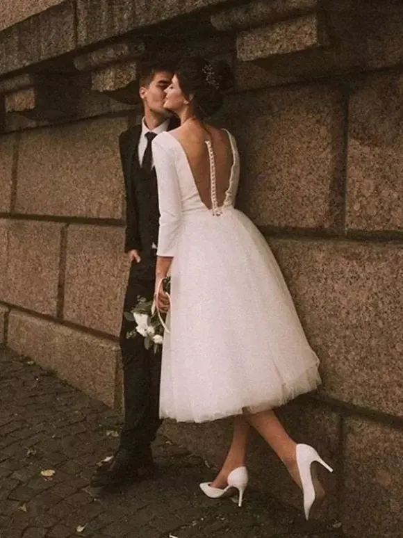 Short Wedding Dresses 2026 Knee-Length V-Neck 3/4 Length Sleeves A-Line Natural Waist Bridal Dresses Free Customization