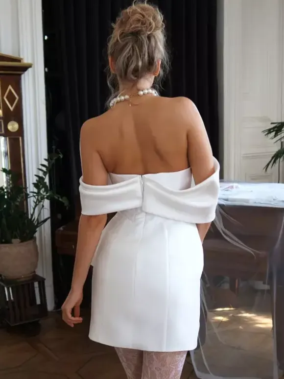 Short Wedding Dresses Designed Neckline Short Sleeves Short Short Short Bridal Dress