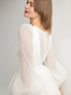 Short Wedding Dresses Short Jewel Neck Long Sleeves Short Natural Waist Organza Bridal Dresses