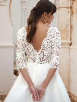 Short Wedding Dresses Short V-Neck Half Sleeves Short Natural Waist Lace Bridal Dresses
