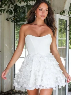 Short Wedding Dresses Short Strapless Sleeveless A-Line Natural Waist Lace Bridal Gowns