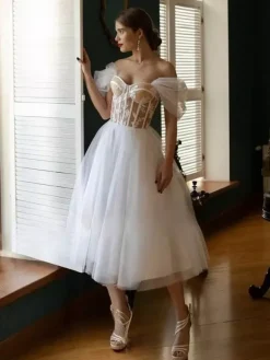 Short Wedding Dresses Sweetheart Neck Short Sleeves A-Line Tea-Length Bridal Gowns