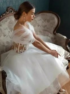 Short Wedding Dresses Sweetheart Neck Short Sleeves A-Line Tea-Length Bridal Gowns