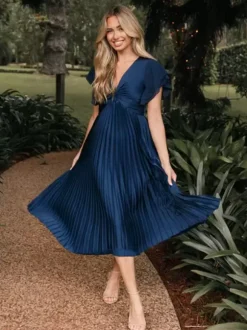 Short Bridesmaid Dress Elastic Silk Like Satin Short Sleeves Zipper V-Neck Wedding Party Dresses