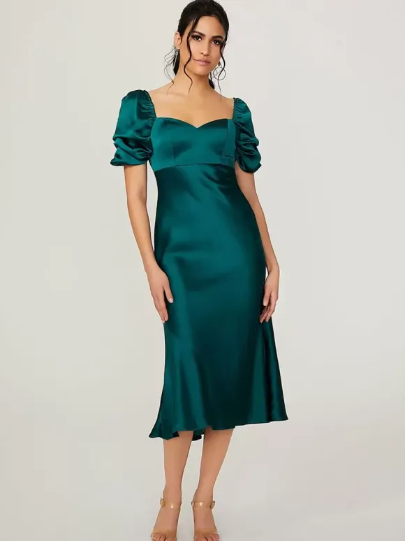 Short Bridesmaid Dress Elastic Silk Like Satin Short Sleeves Backless Sweetheart Neck Wedding Party Dresses