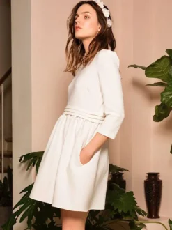 Short Wedding Dresses Jewel Neck 3/4 Length Sleeves A-Line Raised Waist Crepe Short Bridal Dress Free Customization