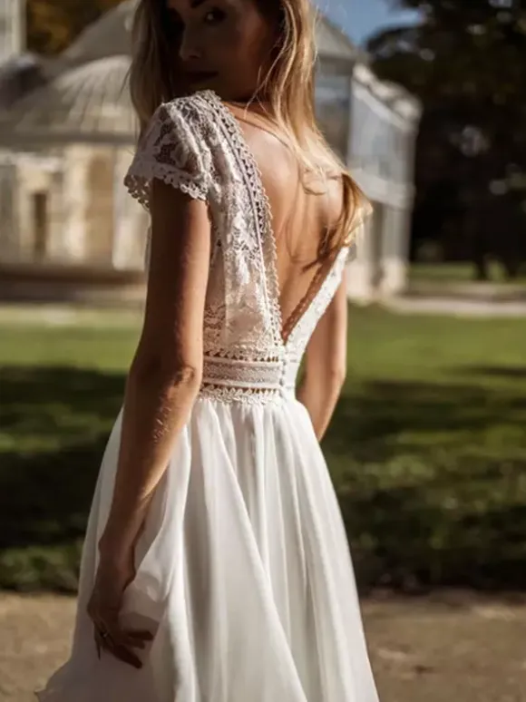 Short Wedding Dresses Knee-Length V-Neck Short Sleeves A-Line Lace Short Bridal Dress Free Customization