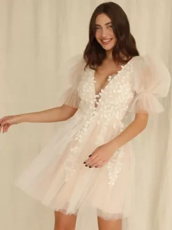 Short Wedding Dresses Short V-Neck Short Sleeves A-Line Tulle Bridal Dresses