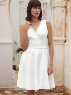 Short Wedding Dress Knee-Length V-Neck Sleeveless Short Natural Waist Satin Fabric Short Bridal Dress