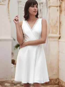 Short Wedding Dress Knee-Length V-Neck Sleeveless Short Natural Waist Satin Fabric Short Bridal Dress