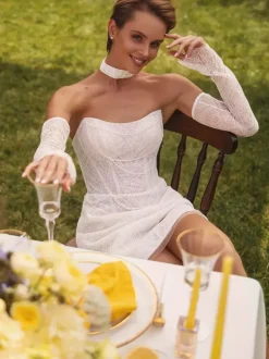 Short Wedding Dress Short Sweetheart Neck 3/4 Length Sleeves Short Natural Waist Lace Bridal Dresses