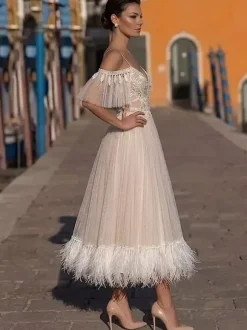 Short Wedding Dress Tea-Length V-Neck Short Sleeves A-Line Natural Waist Lace Bridal Gowns