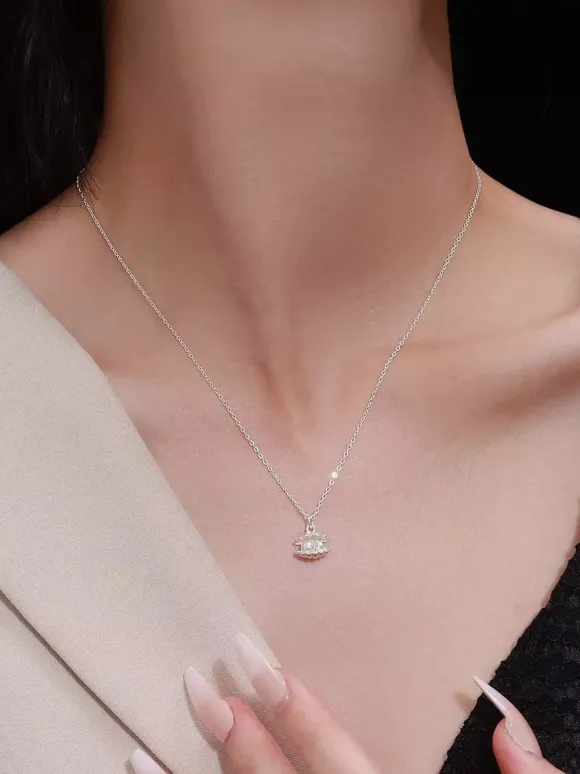 Silver Shell Pendant Necklace Inlaid Pearl Tiny Zircon Dainty Daily Neck Jewelry