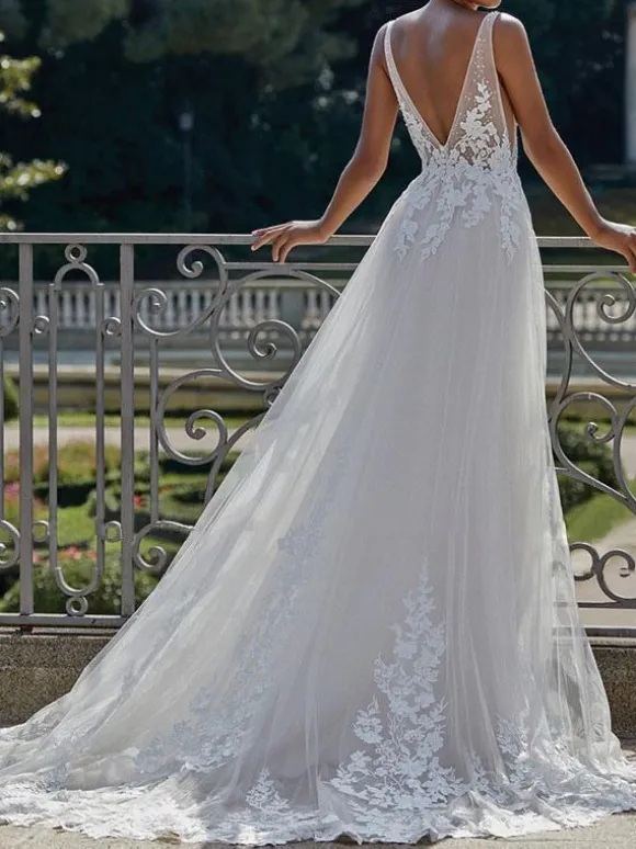 Simple Wedding Dress 2026 A Line V Neck Straps Sleeveless Lace Appliqued Tulle Bridal Gown