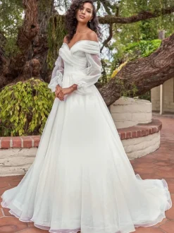 Simple Wedding Dress 2026 Bateau Neck Long Sleeves A-Line Bridal Dresses Free Customization