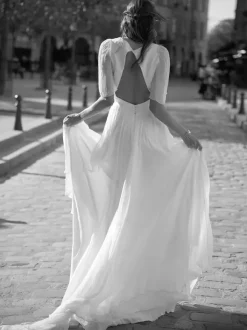 Simple Wedding Dress A-Line V-Neck Short Sleeves Bridal Dresses
