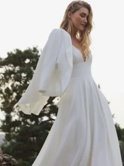 Simple Wedding Dress A-Line V-Neck Sleeveless Bridal Dresses