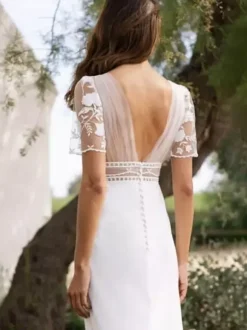 Simple Wedding Dress Ball Gown V-Neck Short Sleeves Cut Out 20cm Bridal Gowns