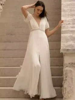 Simple Wedding Dress Ball Gown V-Neck Short Sleeves Pleated Bridal Gowns
