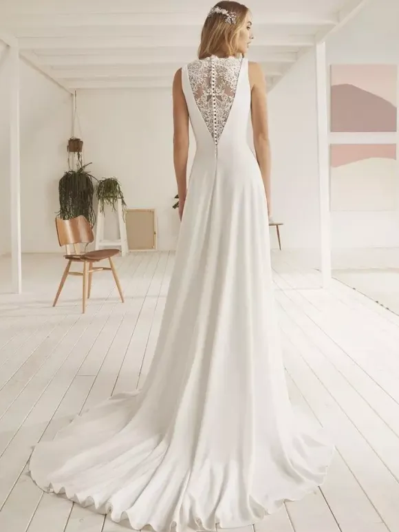 Simple Wedding Dress Ball Gown V-Neck Sleeveless Lace 40cm Bridal Gowns