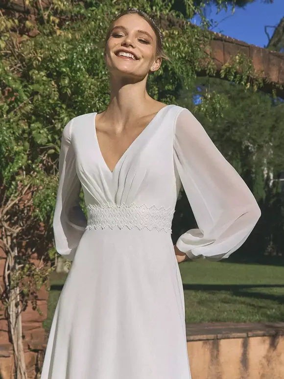 Simple Wedding Dress Chiffon V-Neck Long Sleeves Lace A-Line Bridal Gowns