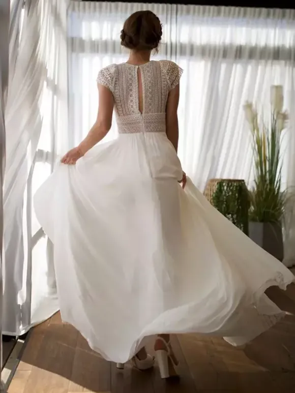 Simple Wedding Dress Chiffon Jewel Neck Short Sleeves Cut Out Short 30cm Bridal Gowns