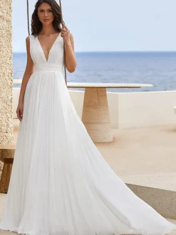 Simple Wedding Dress Chiffon V-Neck Sleeveless Pleated A-Line Bridal Gowns